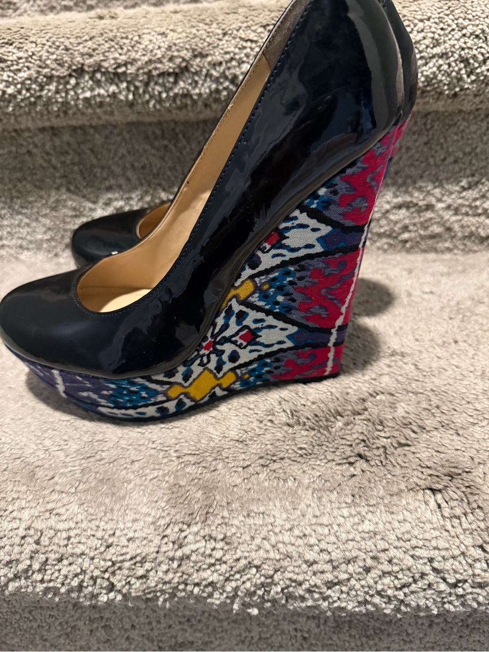 Steve Madden Black Patent Platform Pumps with Multicolor Printed Toe